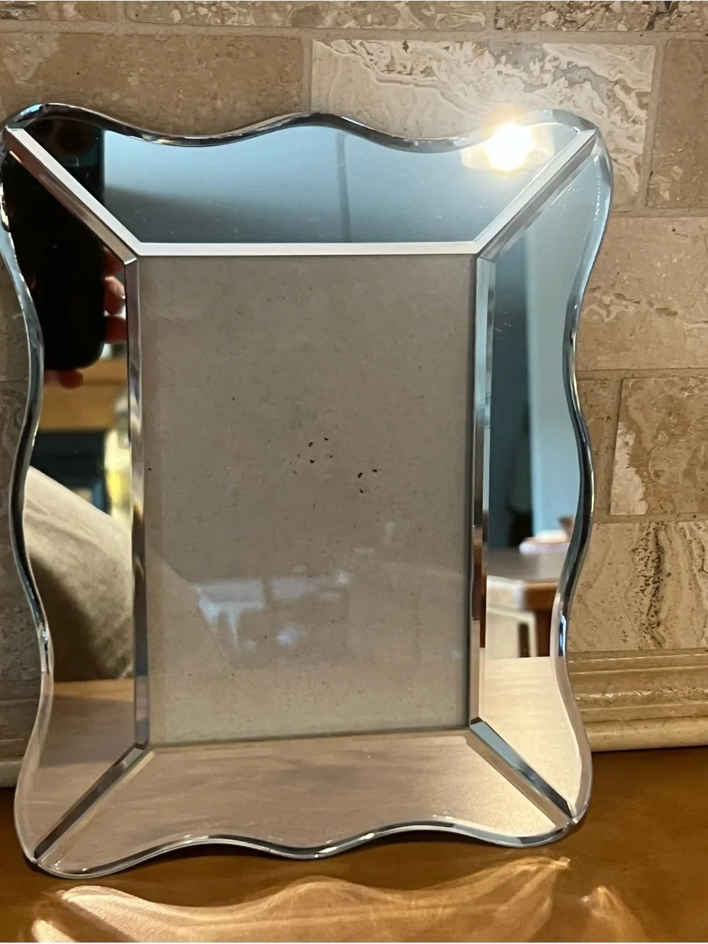 Mirror 4 x 6 Picture Frame with Scalloped Edges, Good Condition